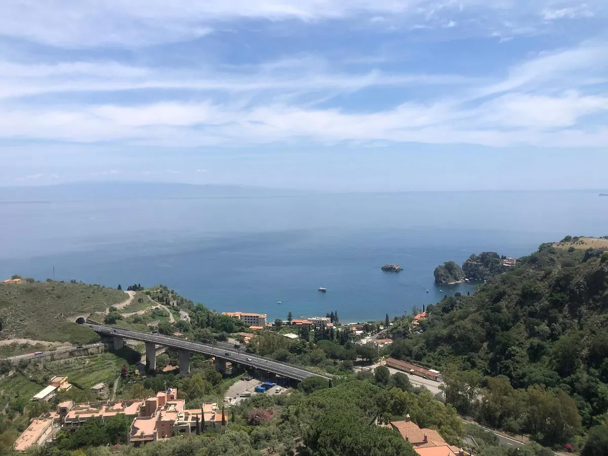 Mare Luna Casa Taormina Italy
